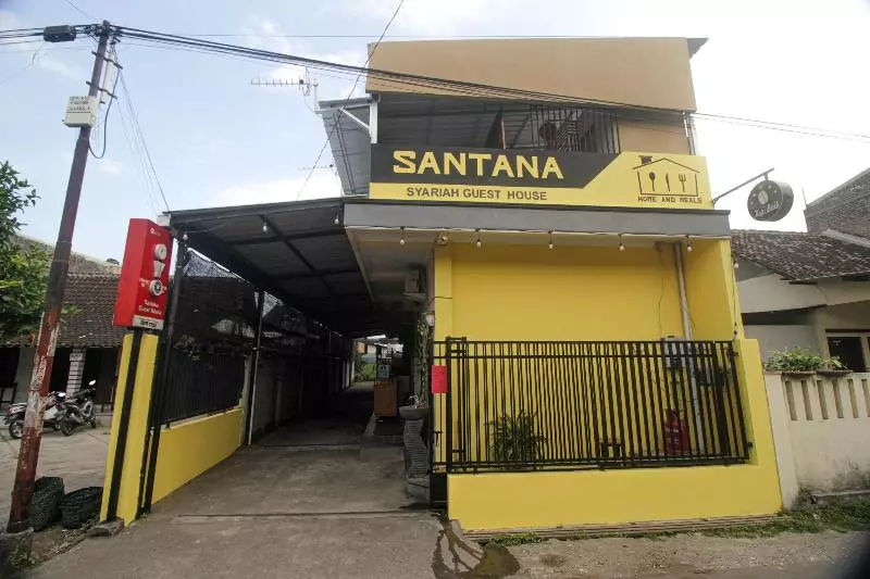 هتل Capital O 2258 Santana Syariah Guest House