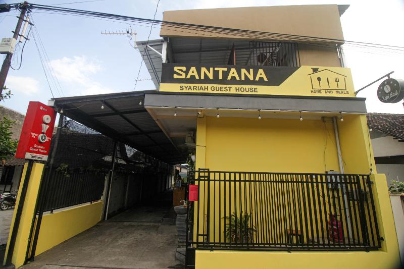 Hotel Capital O 2258 Santana Syariah Guest House