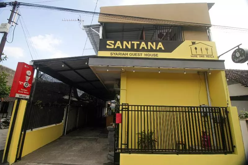 هتل Capital O 2258 Santana Syariah Guest House