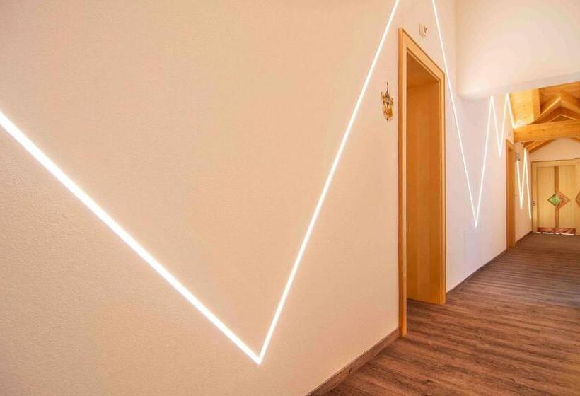 فندق Garni Waldschlössl