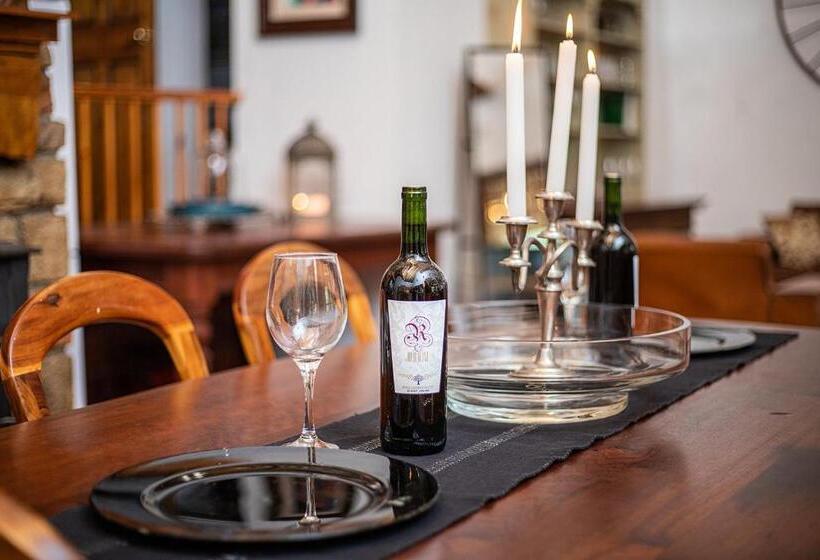 Bed and Breakfast Swallows Nest