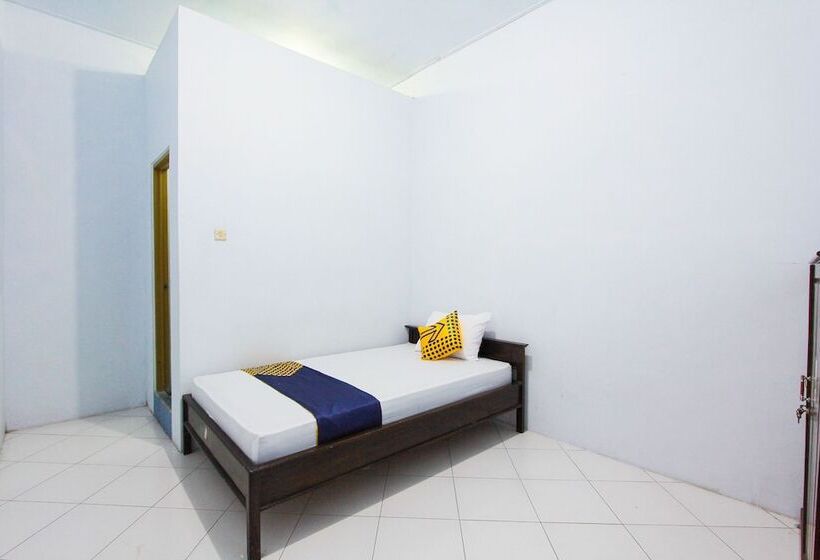 酒店 Spot On 2288 Kost Mittasukha Family