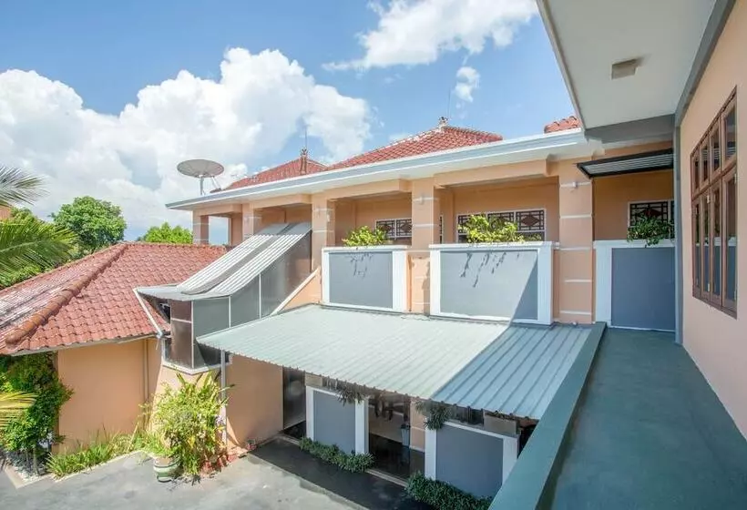 هتل Oyo 2191  Ganisfa