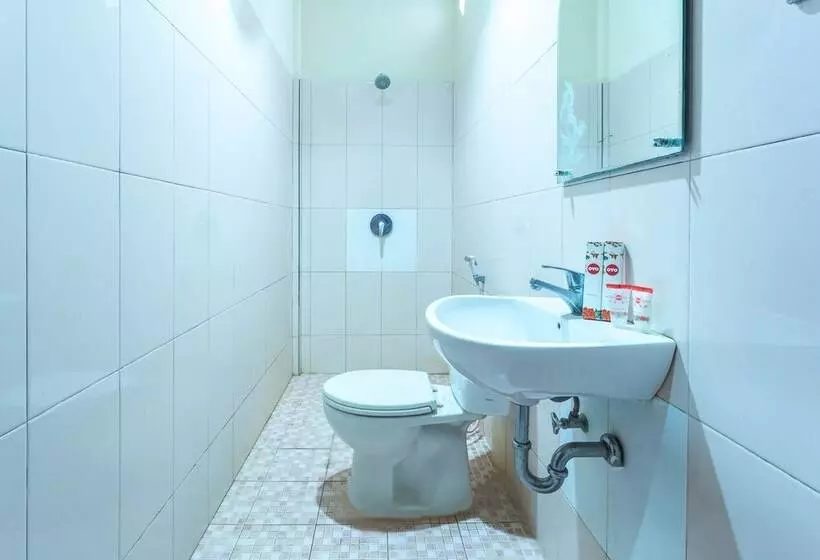 هتل Oyo 2191  Ganisfa