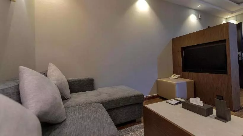 ركن تالا للشقق المخدومة