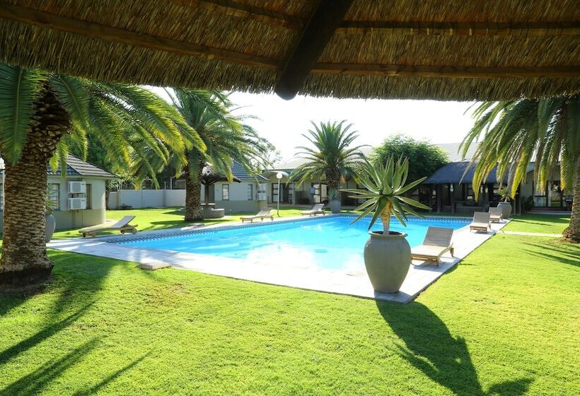 هتل Kalahari Arms