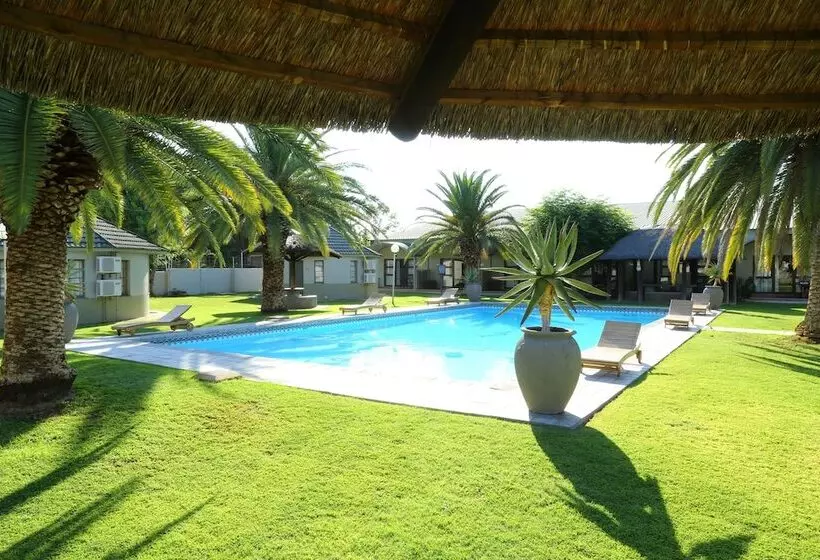 هتل Kalahari Arms