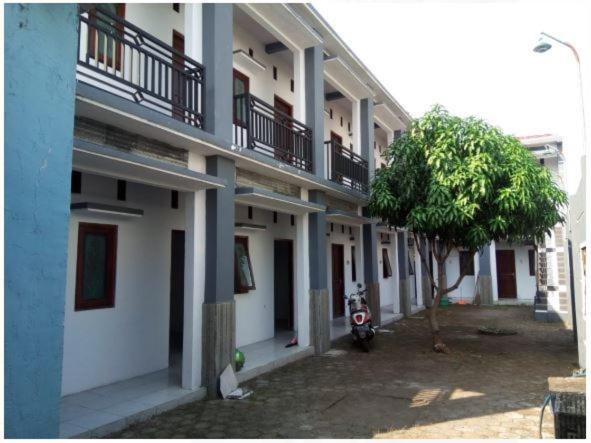 بنسيون Griya Anugrah