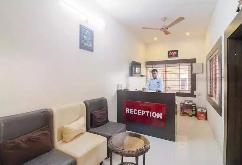 ホテル Spot On 64060 Shanti Vatika