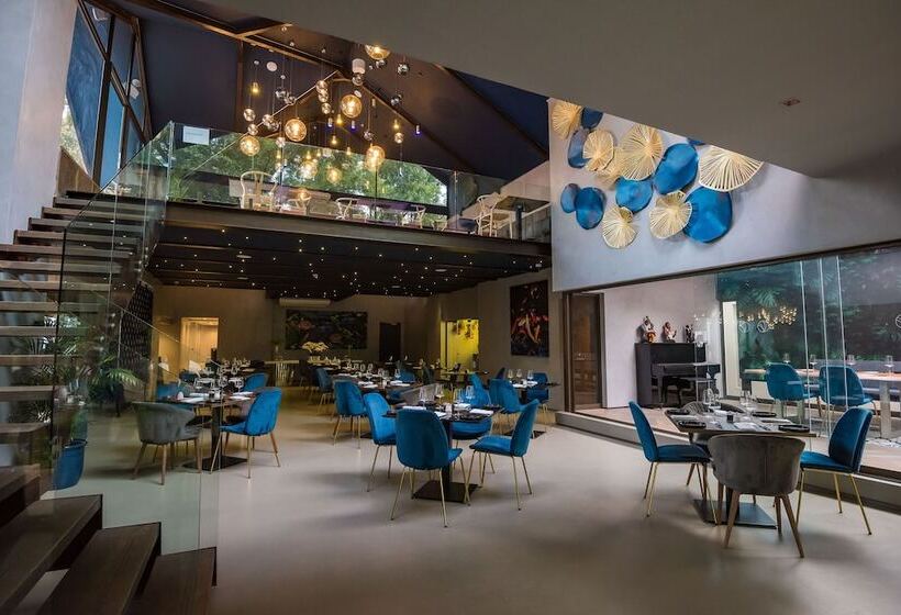 Vivari Hotel And Spa By Mantis