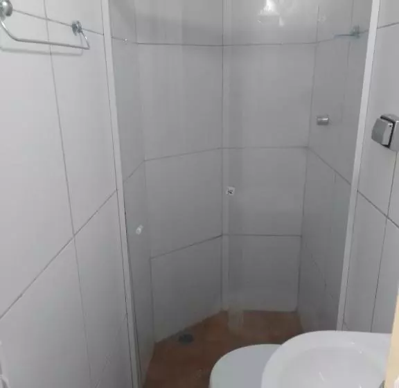 ペンション Pousada Bandeirantes