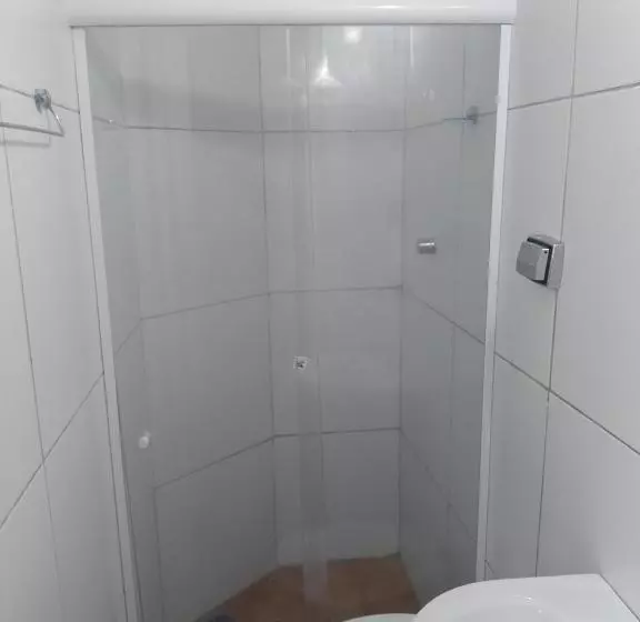 ペンション Pousada Bandeirantes