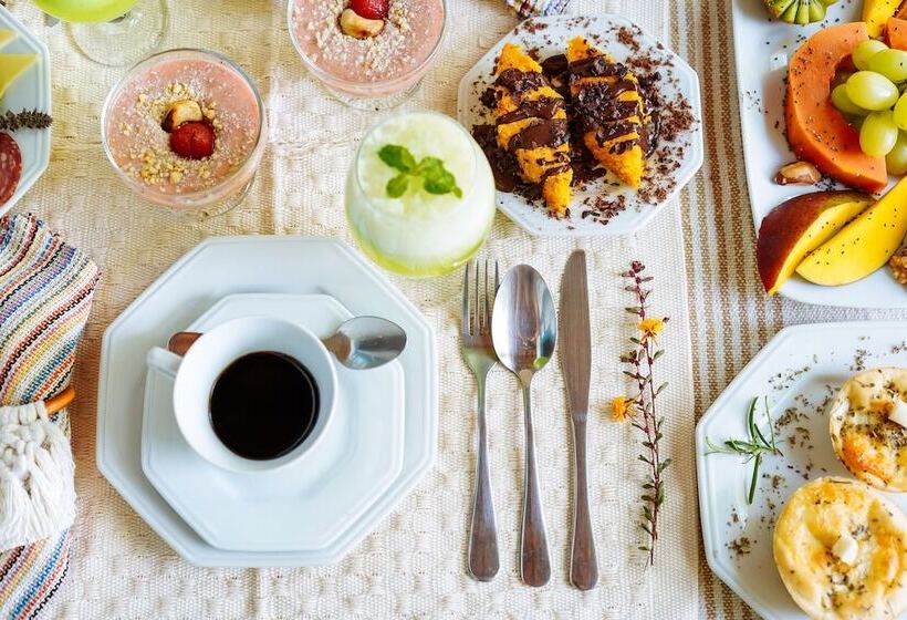 Отель Aqualtune Pousada