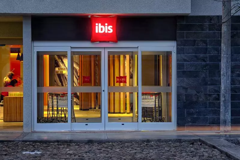 هتل Ibis Trujillo