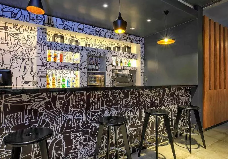 هتل Ibis Trujillo