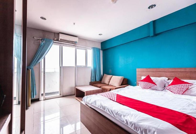 Hotel Oyo 2122 Zada