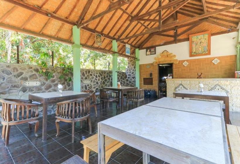 Hotel Tara Bar & Resto Air Sanih