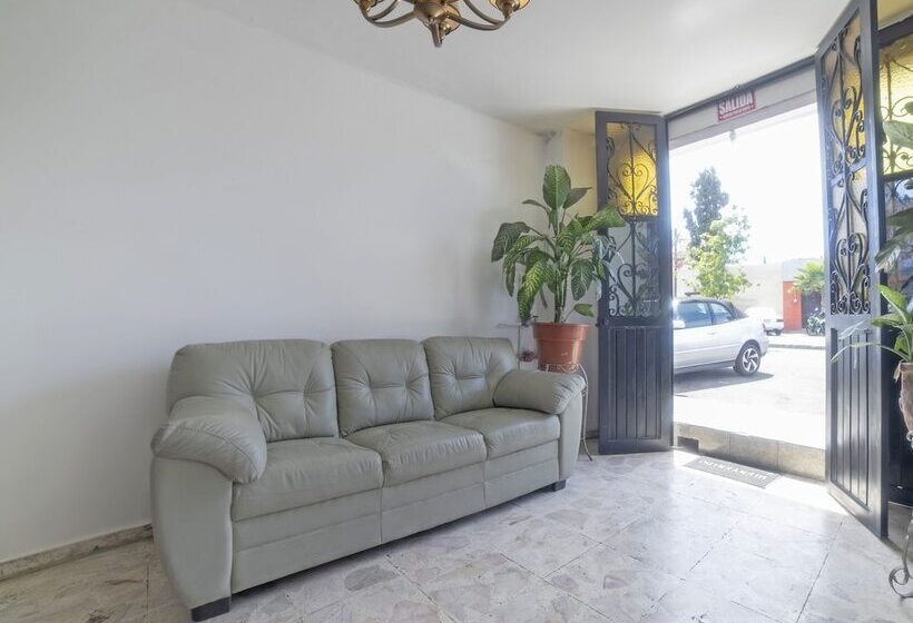 בית מלון כפרי Posada Laura