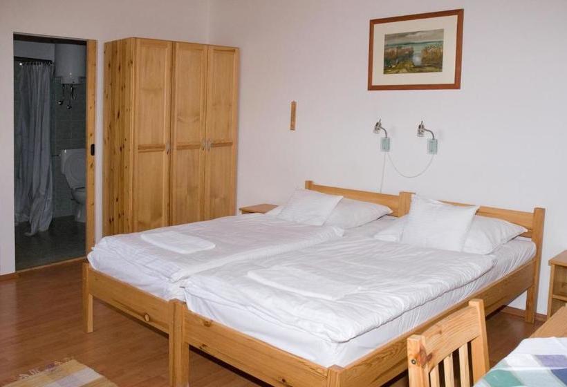 بنسيون Haramia Csapszék és Fogadó