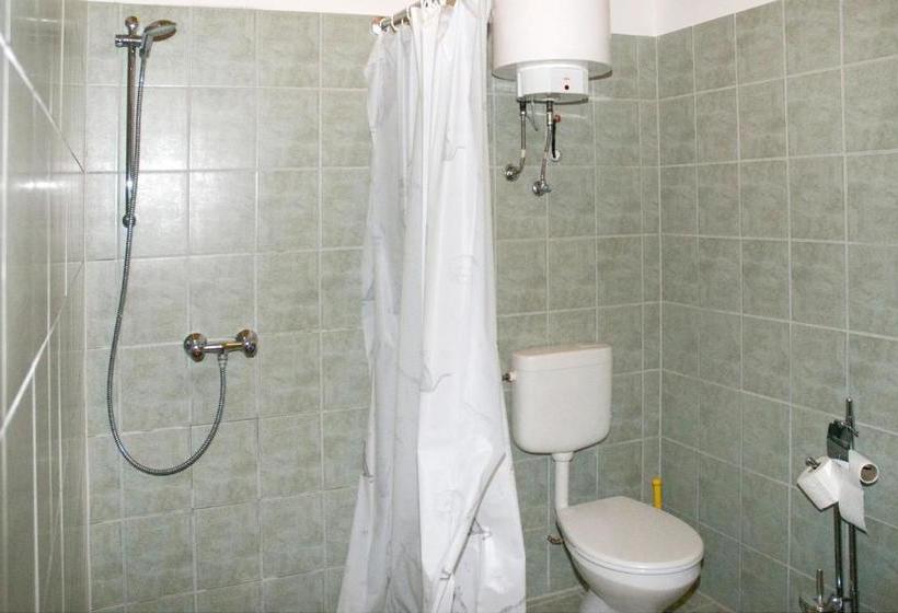 بنسيون Haramia Csapszék és Fogadó