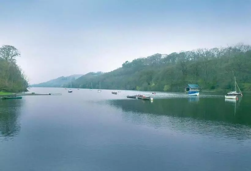 Lomakeskus Rudyard Lake Lodges