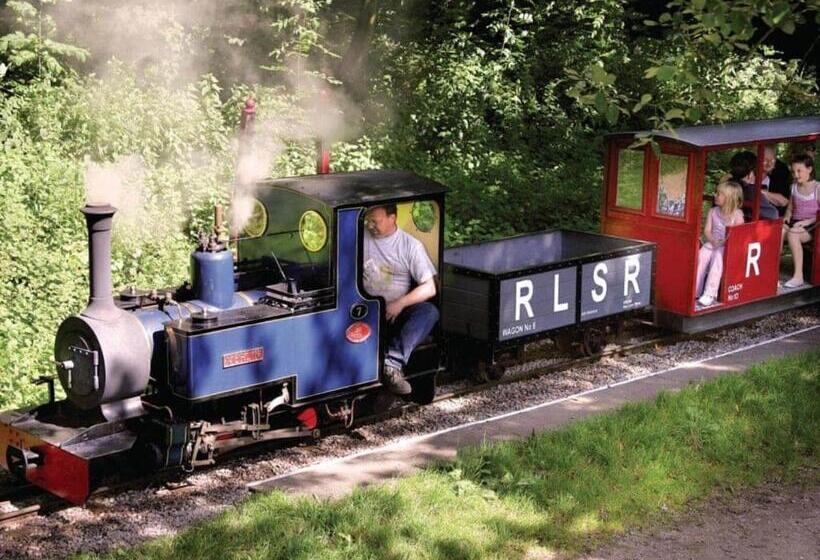 渡假胜地 Rudyard Lake Lodges