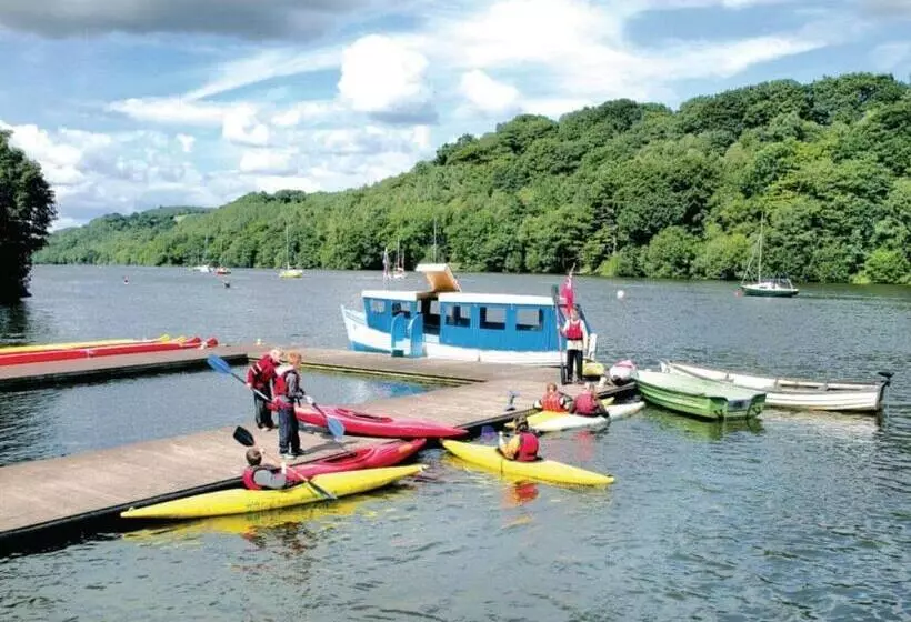 Lomakeskus Rudyard Lake Lodges