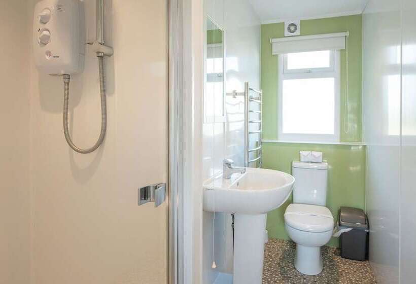 منتجع Whitecliff Bay Holiday Park