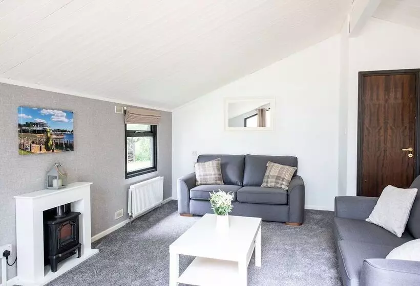 Lomakeskus Whitecliff Bay Holiday Park