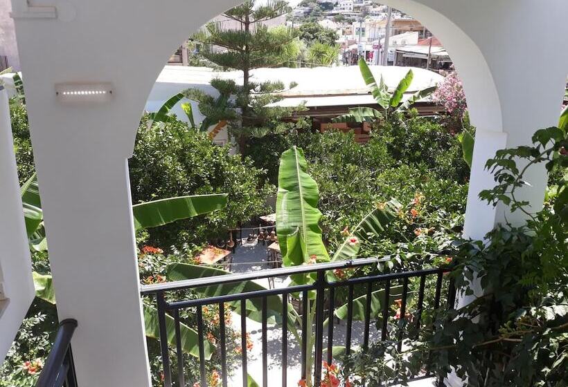 Anthi Katerina Rooms