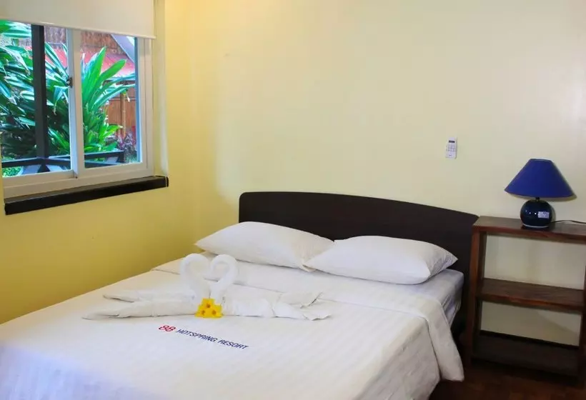 هتل 88 Hotspring Resort