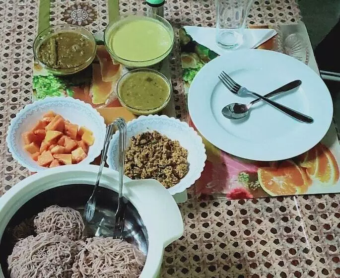 پانسیون Western Park Guest House