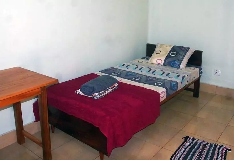 پانسیون Western Park Guest House