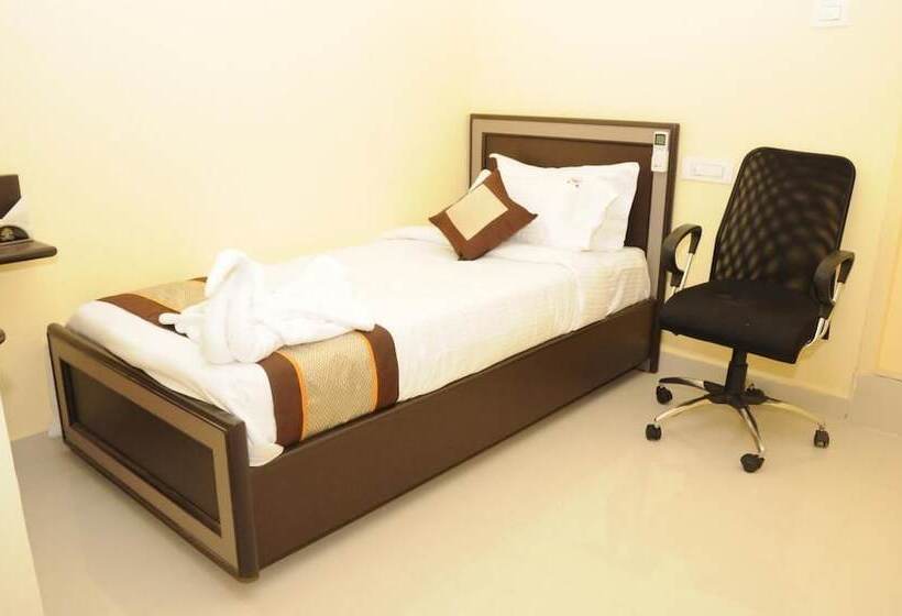 פנסיון Western Park Guest House