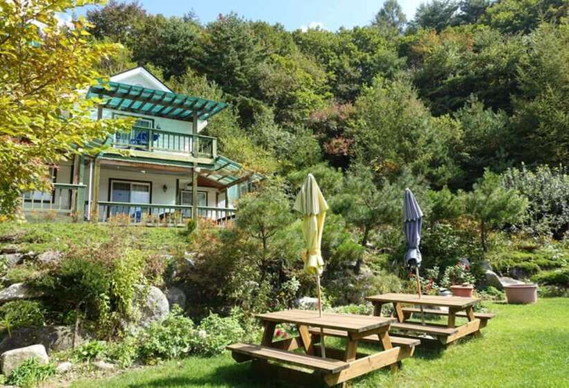 Pyeongchang Glade 700 Pension