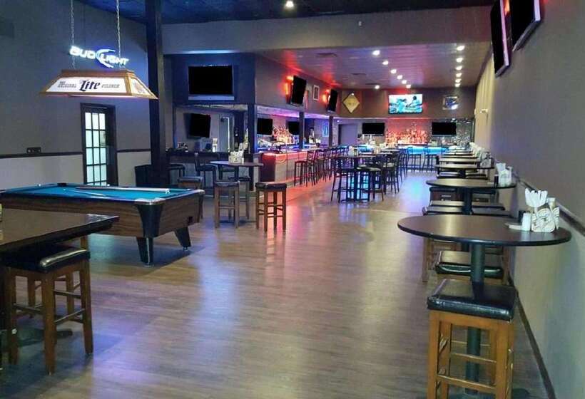 فندق Americas Best Value Inn Foxboro