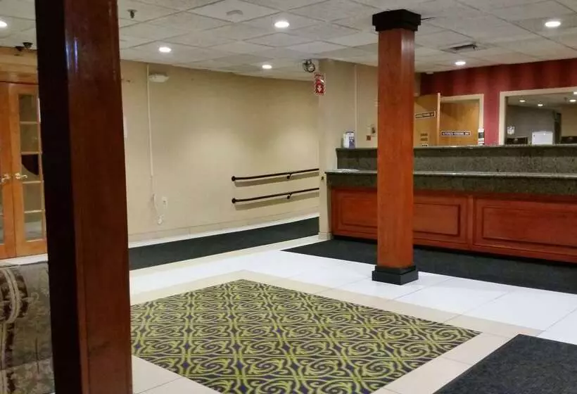 ホテル Americas Best Value Inn Foxboro