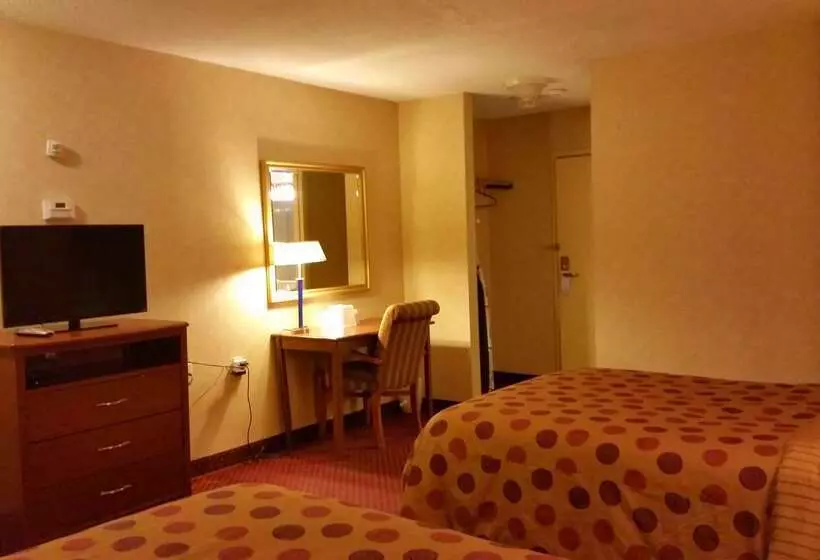 ホテル Americas Best Value Inn Foxboro