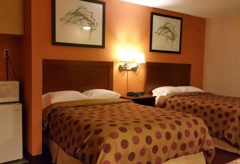 ホテル Americas Best Value Inn Foxboro