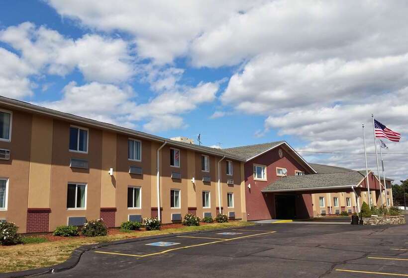 فندق Americas Best Value Inn Foxboro