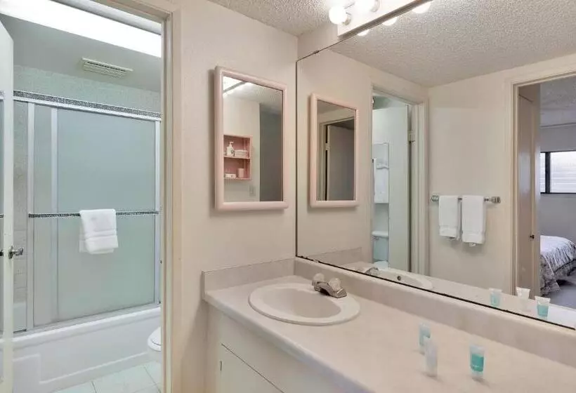 هتل Castle At Moloka I Shores