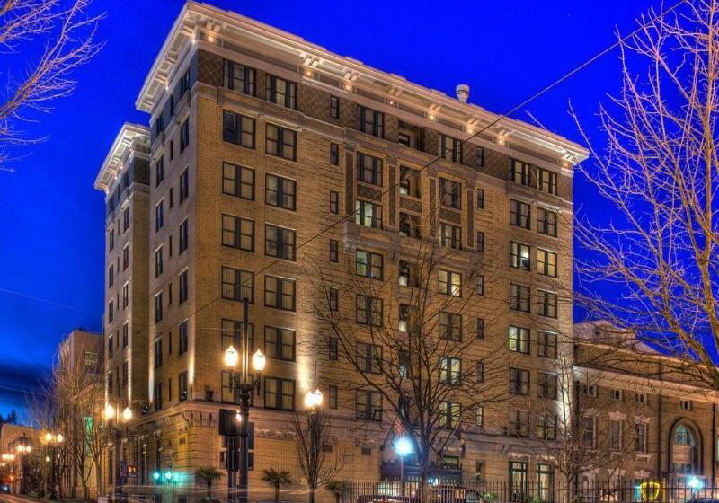 בית מלון כפרי Deluxe