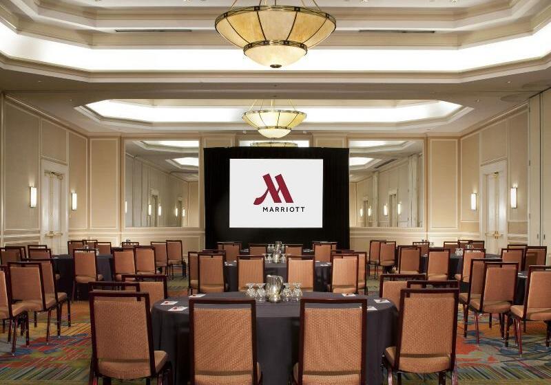 فندق Denver Airport Marriott At Gateway Park