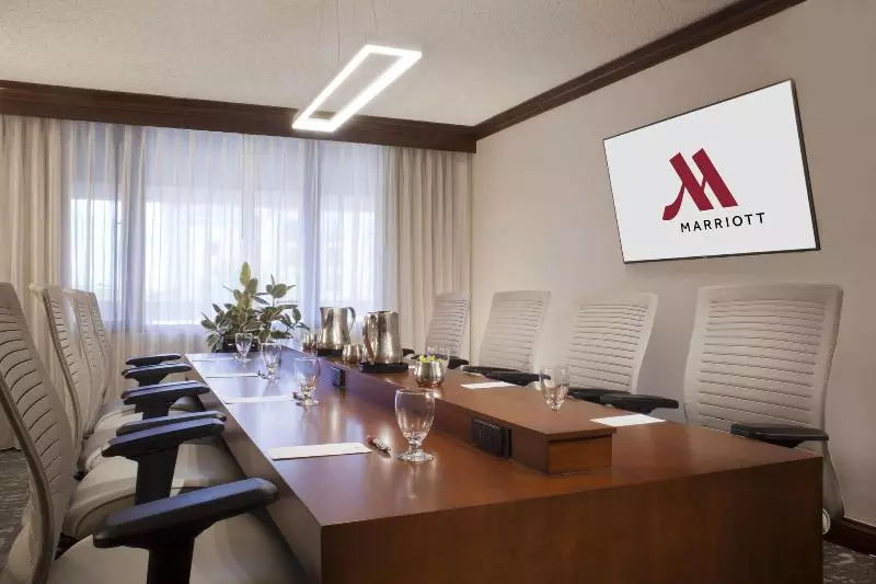 酒店 Denver Airport Marriott At Gateway Park