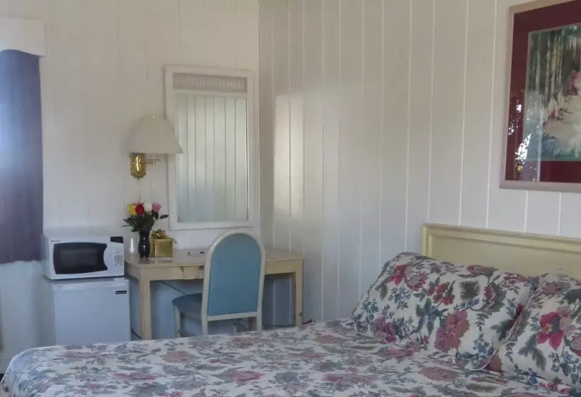 Hotelli Lakeside Inn Of Ludington