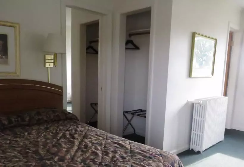 Hotelli Lakeside Inn Of Ludington