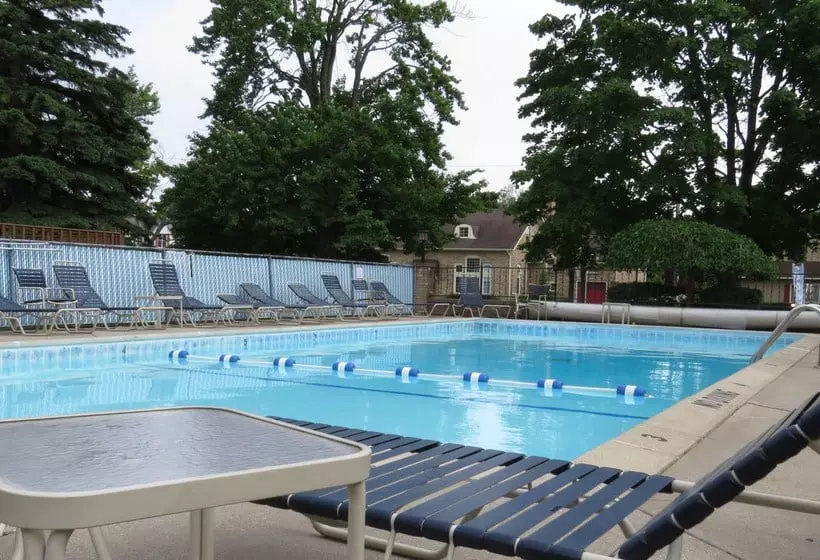 Hotelli Lakeside Inn Of Ludington