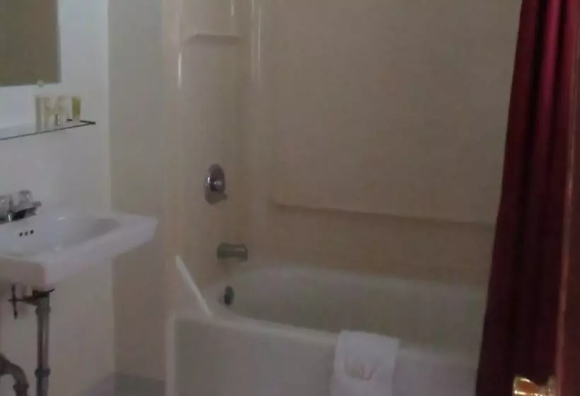 Hotelli Lakeside Inn Of Ludington