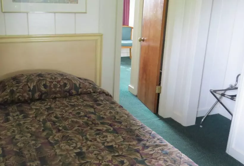 Hotelli Lakeside Inn Of Ludington