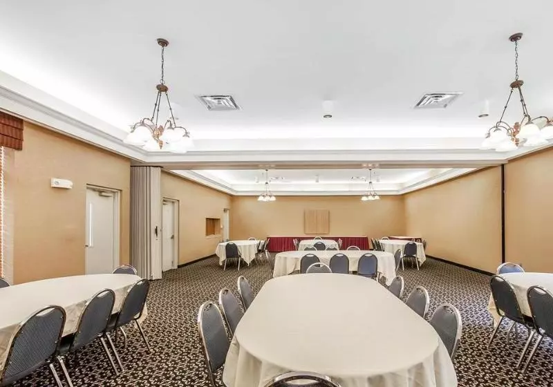 Leconte Hotel & Convention Center, Ascend Hotel Collection